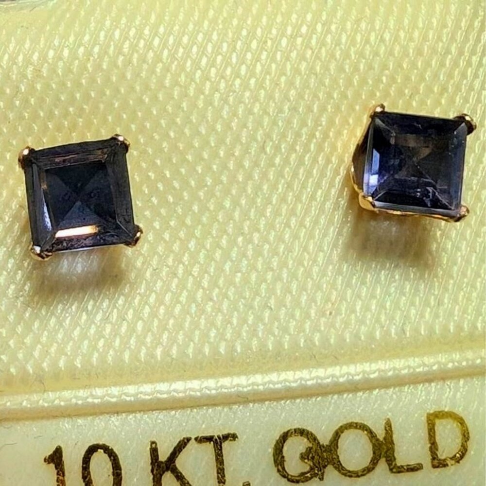 10K Yellow Gold Lolite Earrings